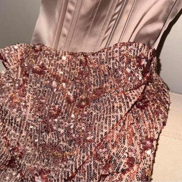 Oh Polly pink sequin mini skirt Size S #party #clubwear - Picture 3 of 7